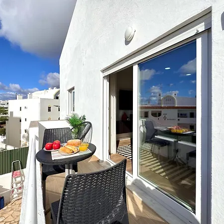 Shine By Homing Apartamento *