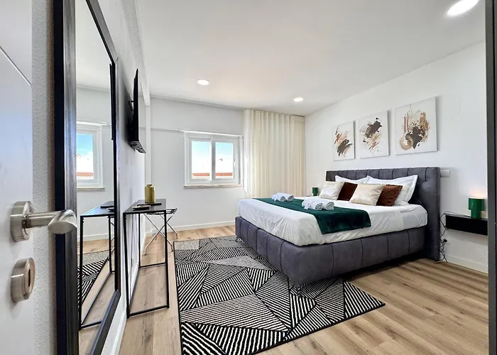 アパート Shine By Homing アルブフェイラ