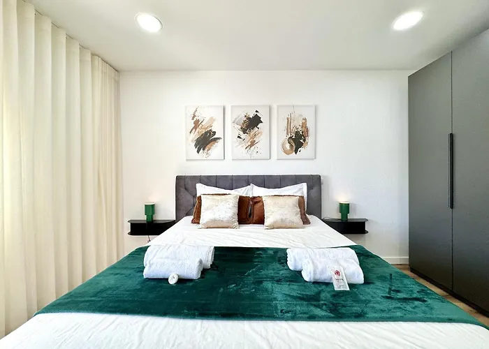 Shine By Homing アパート